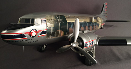 dc-3-cutaway Delta DC-3 Cutaway Model Airplane