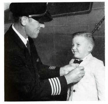 dd_royal_service_1958_image1