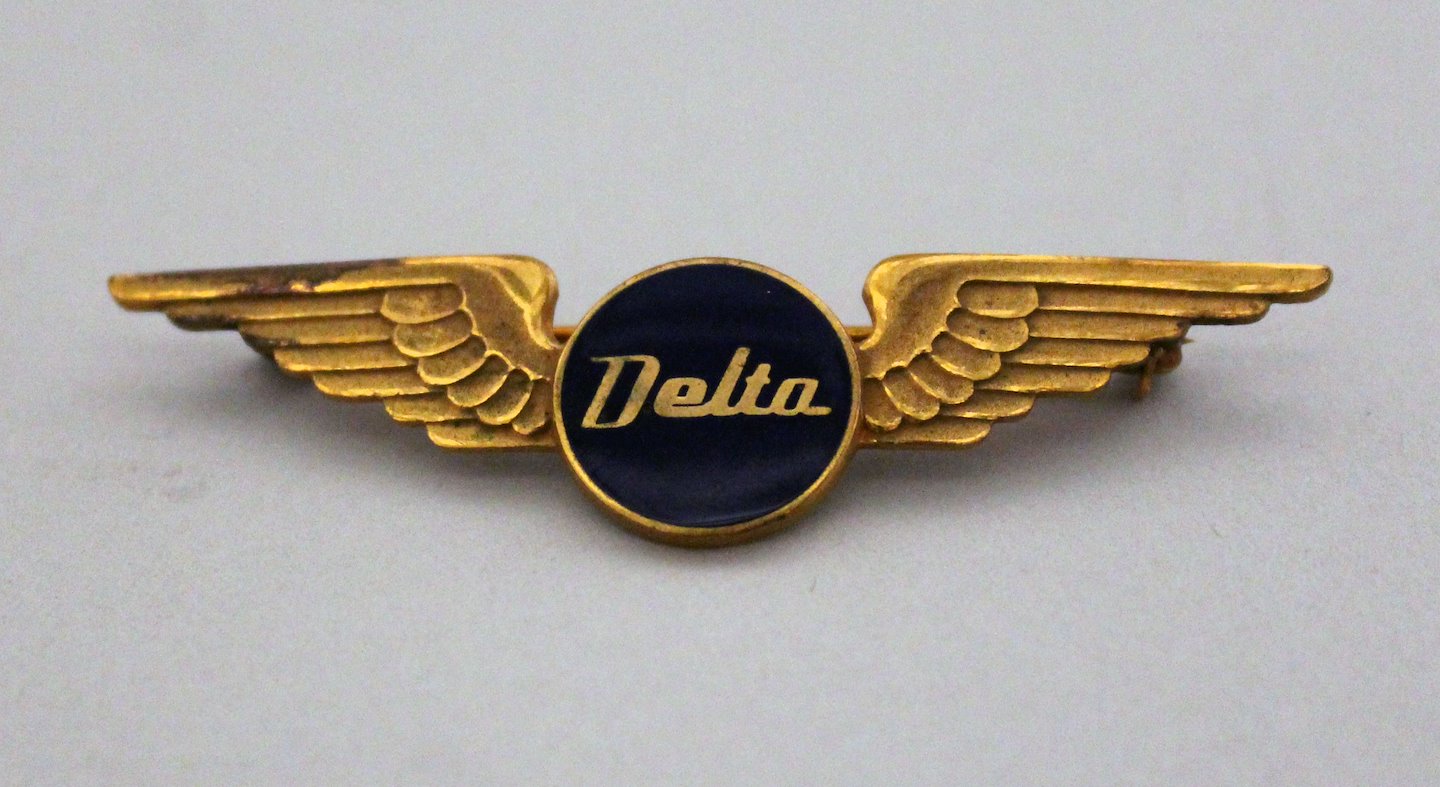 f3b350c7-d97e-4bf6-a2fd-f42923744415_full