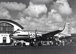 Delta DC-4 in Miami